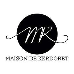 Logo de l’entreprise Maison de Kerdoret : réalisation artisanale de maillots de bain haut-de-gamme en crochet. Quantités limitées